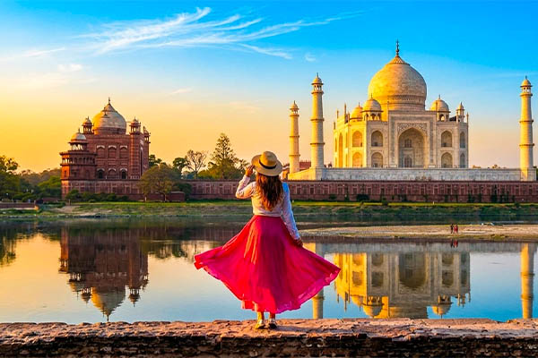 North-India-with-Taj-Mahal-and-Ganges​-card-BANNER